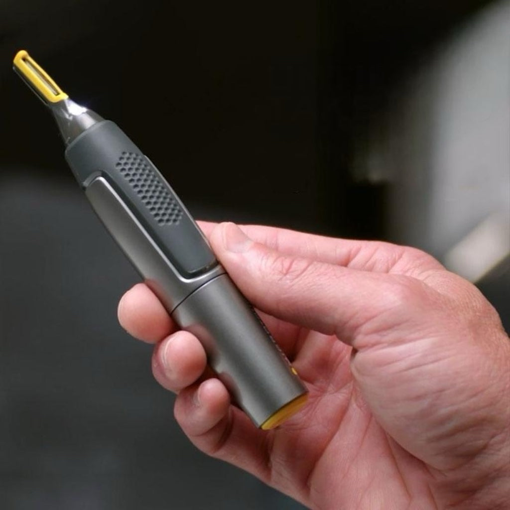 Īpaši plāns precīzs skuveklis