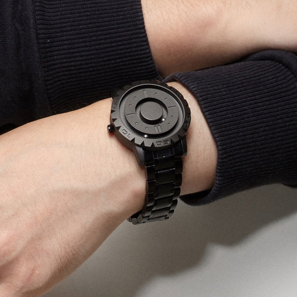Magnetic Watch™ – unikāls magnetisks pulkstenis, kas apvieno mākslu un laiku