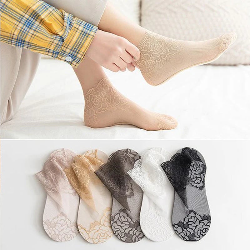 Sekssīgas mežģīņu zeķes sievietēm 🧦
