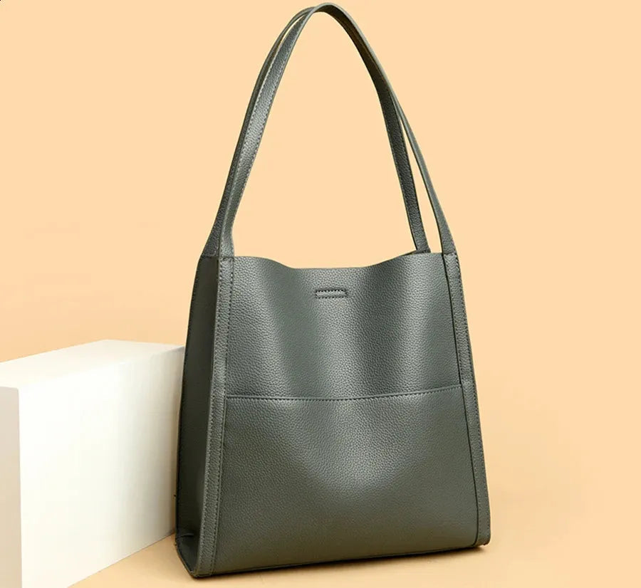 🥳👜 Vienkrāsaina ādas soma