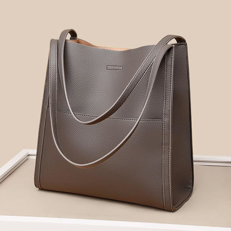 🥳👜 Vienkrāsaina ādas soma