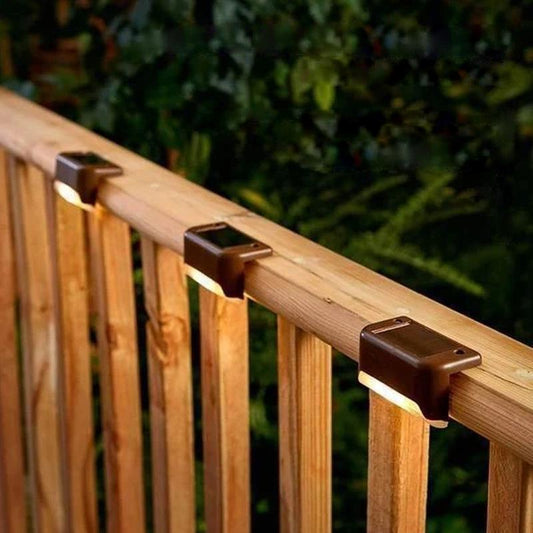 "SolarDeck" Saules uzlādējams apgaismojums (gaismas avots)